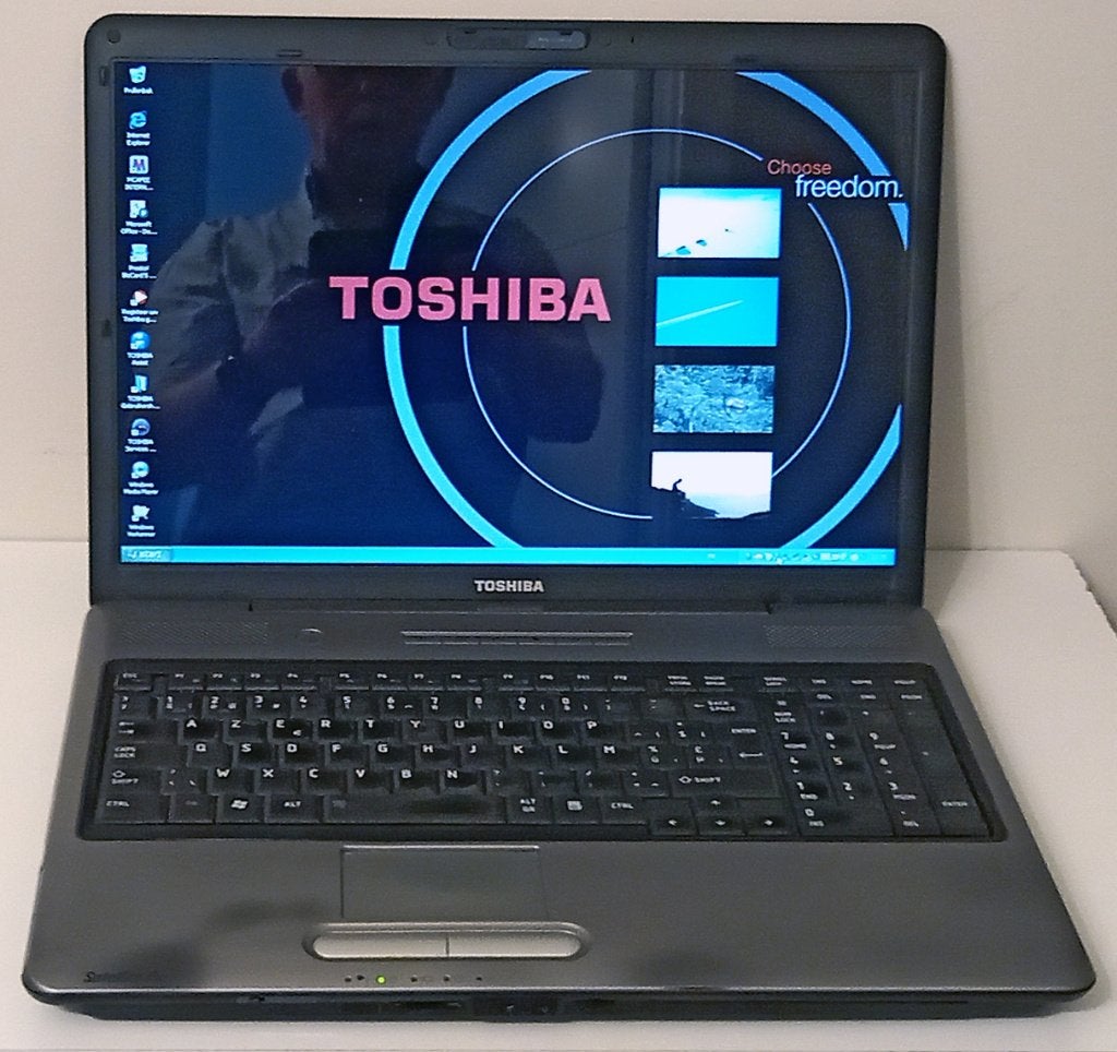 LAPTOP TOSHIBA SATELLITE PRO  P-300, Computers en Software, Windows Laptops, Gebruikt, 17 inch of meer, HDD, 2 tot 3 Ghz, 4 GB