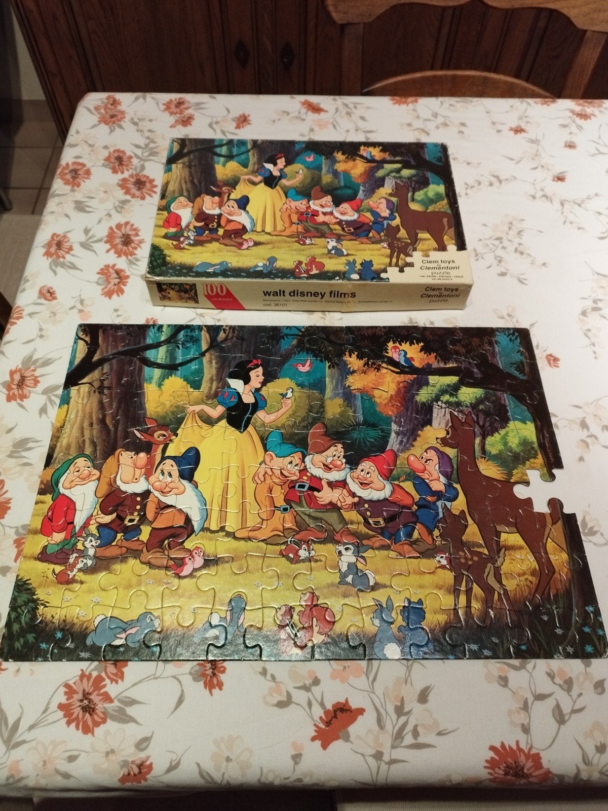 Puzzle sneeuwwitje 100st (1stukje tekort), Kinderen en Baby's, Ophalen
