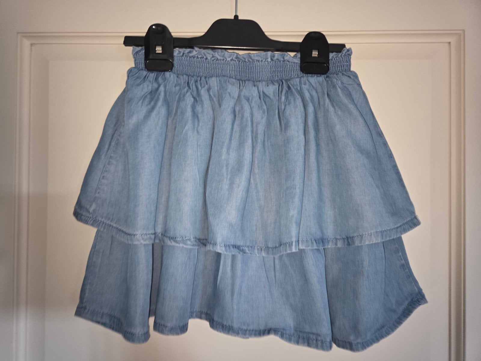 jupe en jean clair 140, Enfants & Bébés, Vêtements enfant | Taille 140, Enlèvement