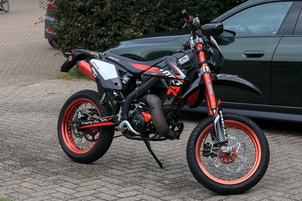 Rieju mrt 50 Trophy Racing Edition, Motoren, Sportuitlaat, Occasion, Particulier, Enduro