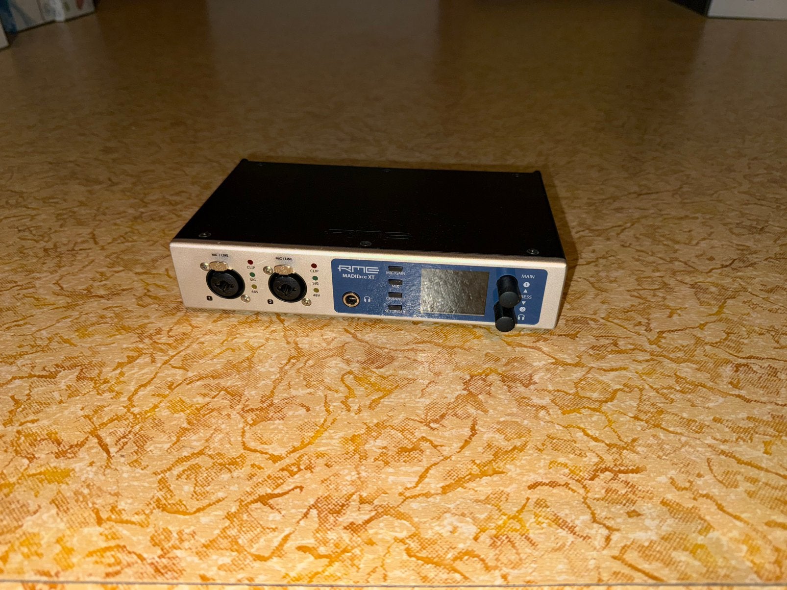 RME madiface xt, Audio, Tv en Foto, Professionele apparaten, Verzenden, Gebruikt, Audio