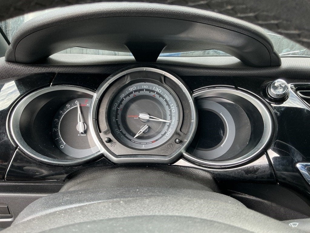 INSTRUMENTS DE BORD Citroën DS3 (SA) (|98041357XT|6103JA|), Citroën, Kontakt-citroen@citroen.com, Utilisé, Citroën Deutschland GmbH