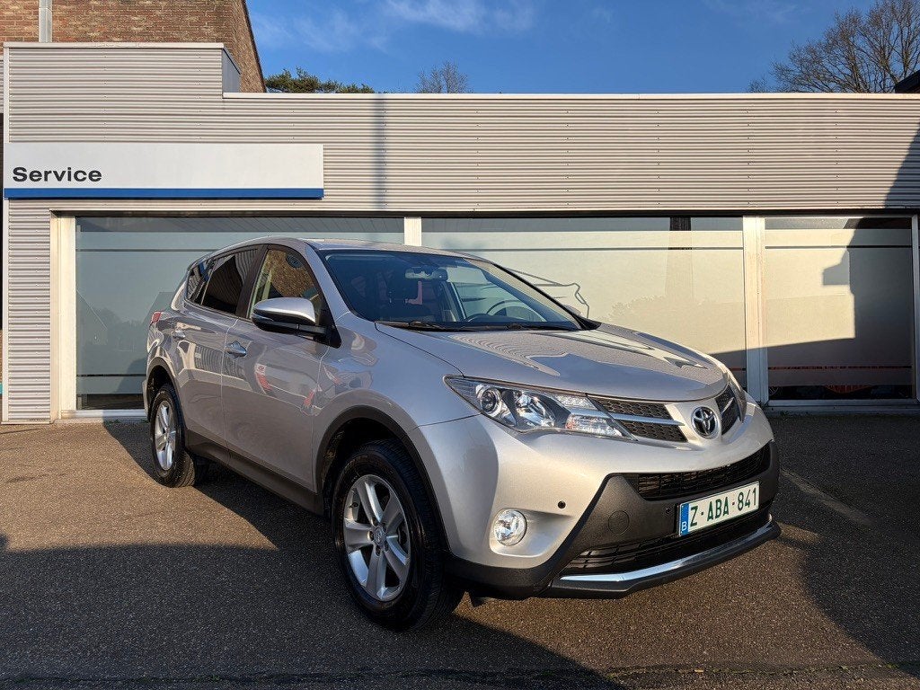 Toyota RAV4 2.0 D-4D - Clima - Camera - Garantie - Trés prop, Autos, Toyota, Achat, Entreprise, 2135 kg, 127 g/km
