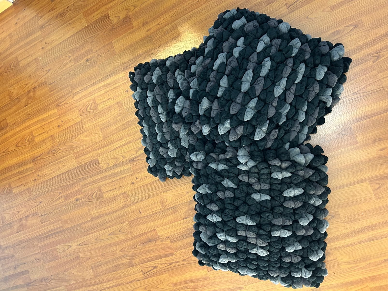 3 kussens pebble zwart, Ophalen, Zo goed als nieuw, Zwart