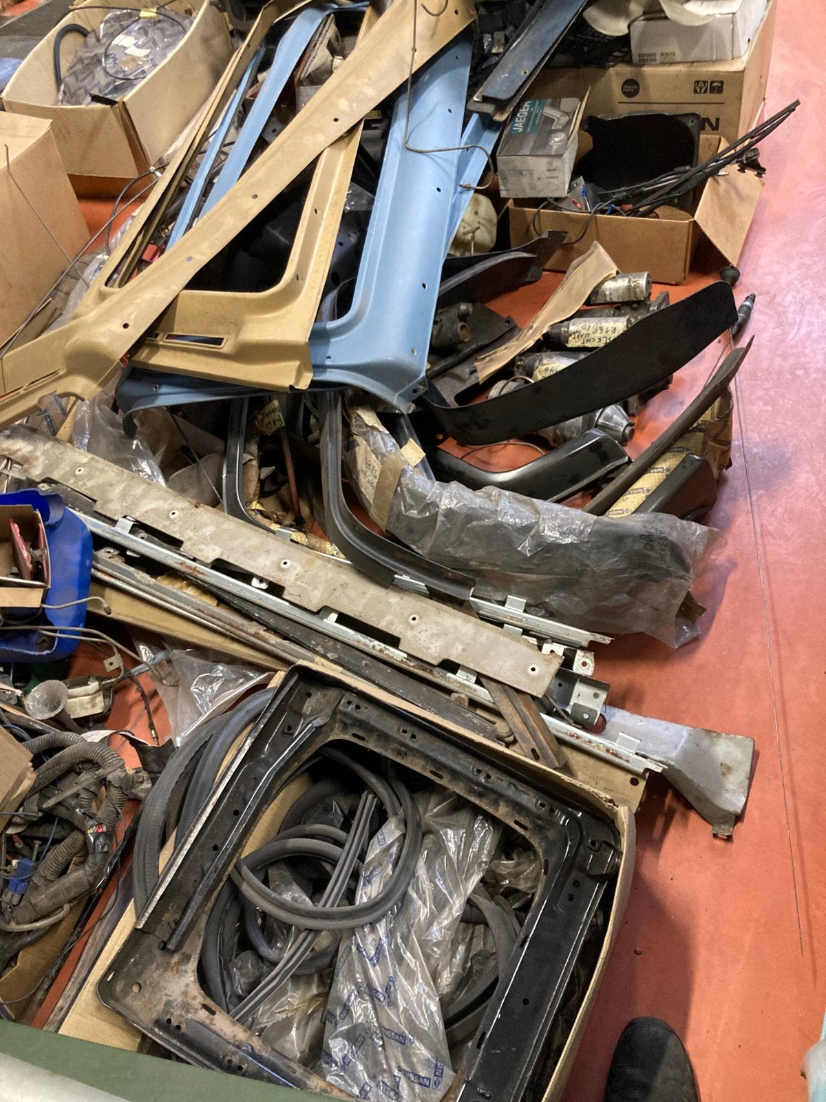 Nissan patrol r160 onderdelen, Ophalen, Zo goed als nieuw