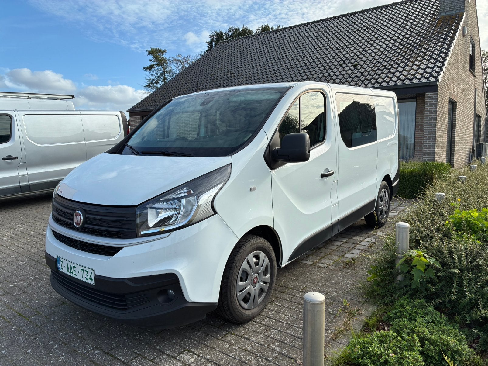 Renault Trafic 20DCI , 6pl , Dubbel Cabine, lichte vracht, Voorwielaandrijving, Stof, 4 cilinders, Wit