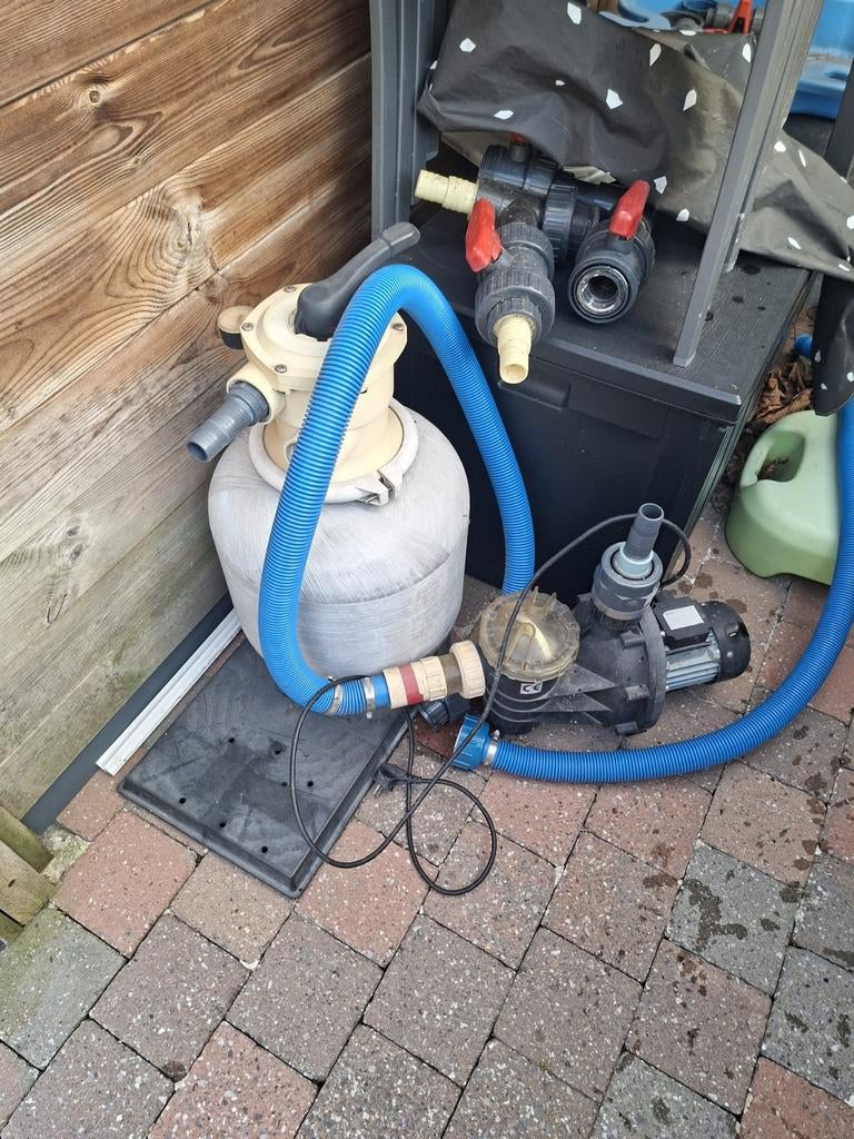 Zandfilter pomp (zwembad), Ophalen