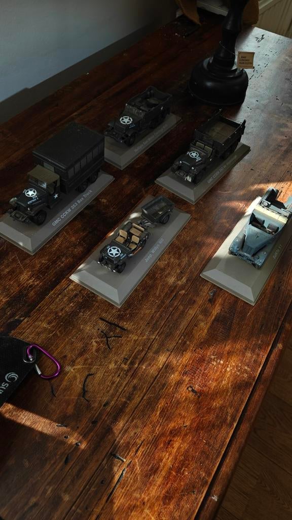 Jeep en militaire vrachtwagens miniatuur, Enlèvement ou Envoi