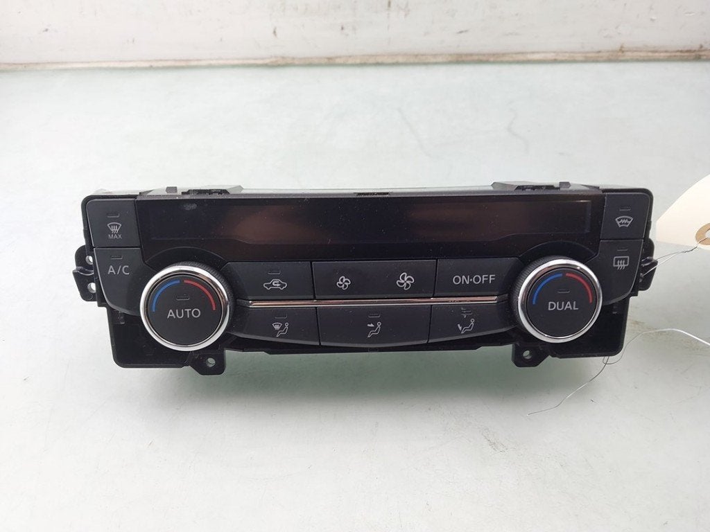 PANNEAU DE COMMANDE CHAUFFAGE CLIMATISATION Qashqai (J11), Utilisé, Nissan