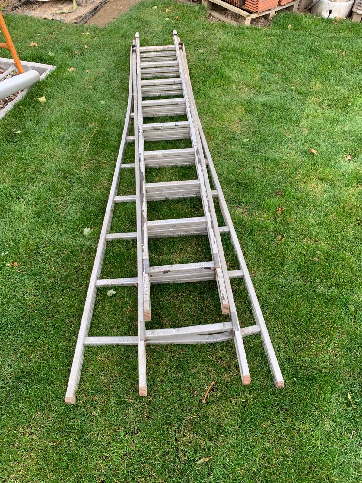 Échelle aluminium triple (6,5m), Doe-het-zelf en Bouw, Ophalen, Gebruikt, Ladder, 4 meter of meer