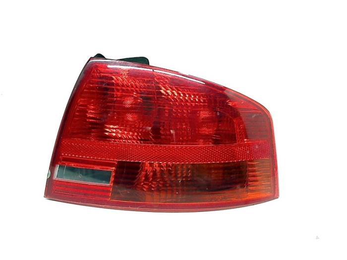 Achterlicht rechts van een Audi A4, Gebruikt, -, -, -