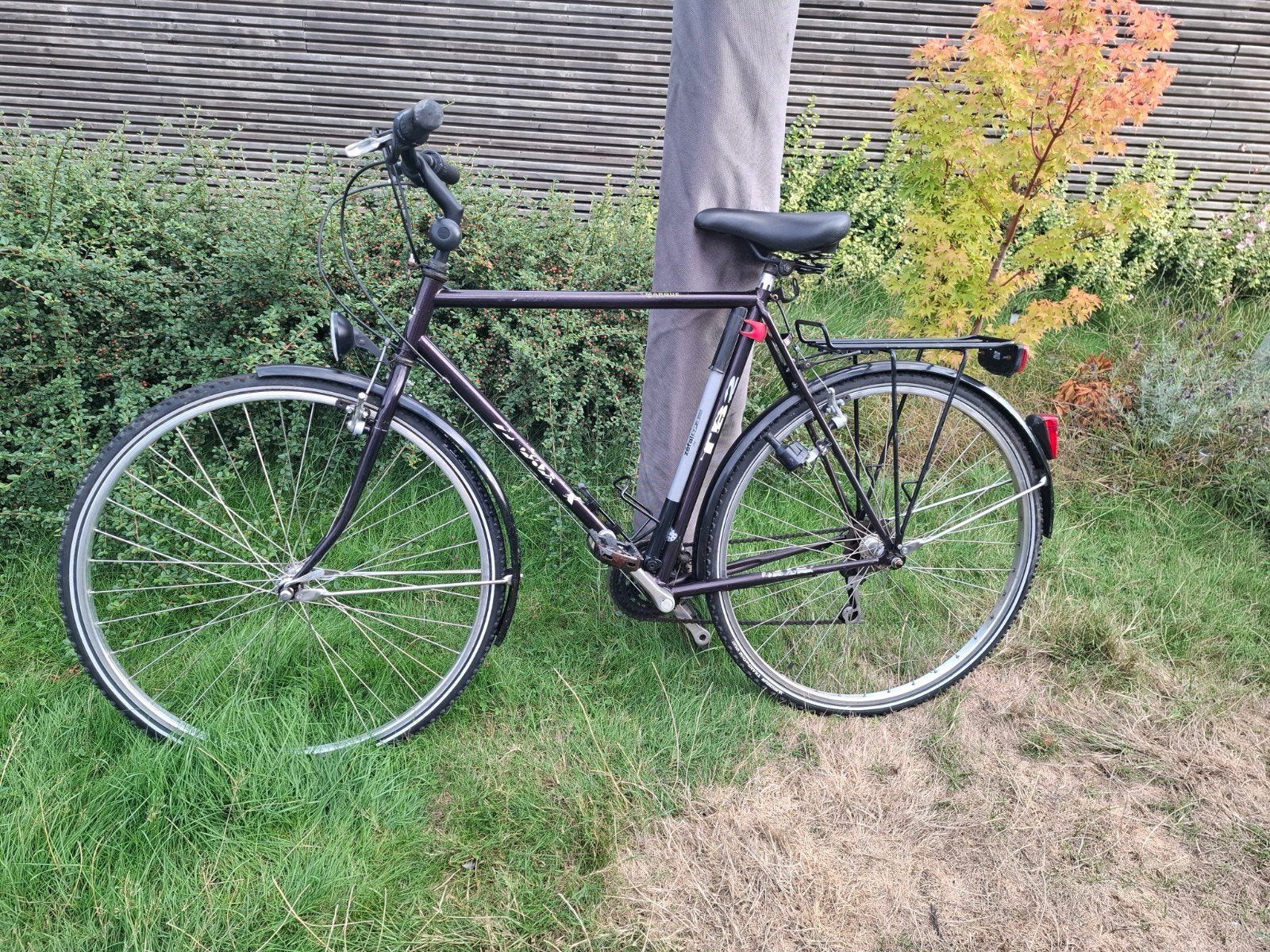 Vélo de randonnée pour la ville et les loisirs 28" de la mar, Autres marques, Frein sur jante, Enlèvement, Utilisé
