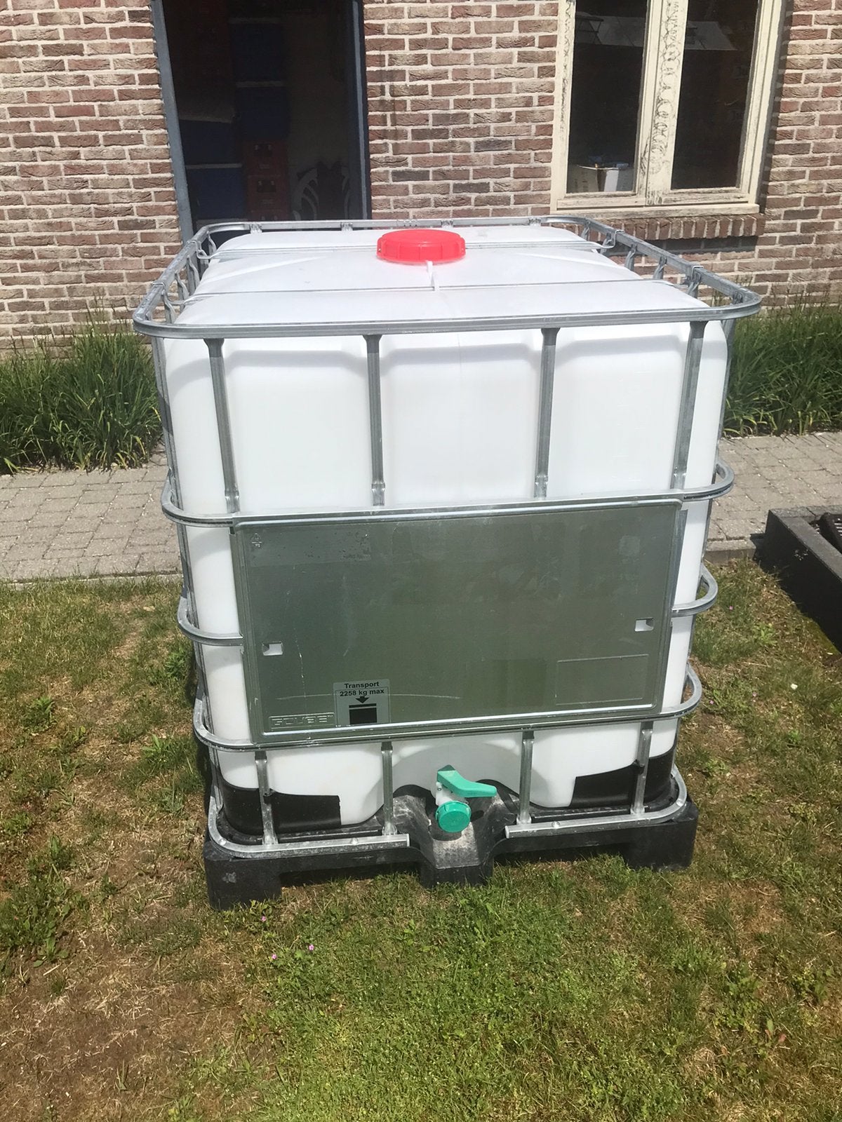 Te koop vat van 1000l, Ophalen, Kunststof, Met kraantje, 150 liter of meer