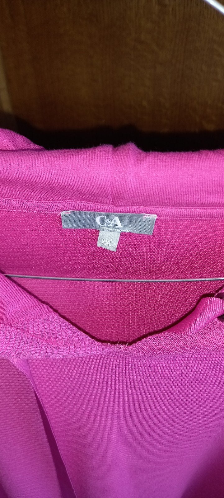 Trui met kap en  band beneden  maat xxl merk c&a, Kleding | Dames, Wintersportkleding, Maat 46/48 (XL) of groter, Nieuw, Ophalen of Verzenden