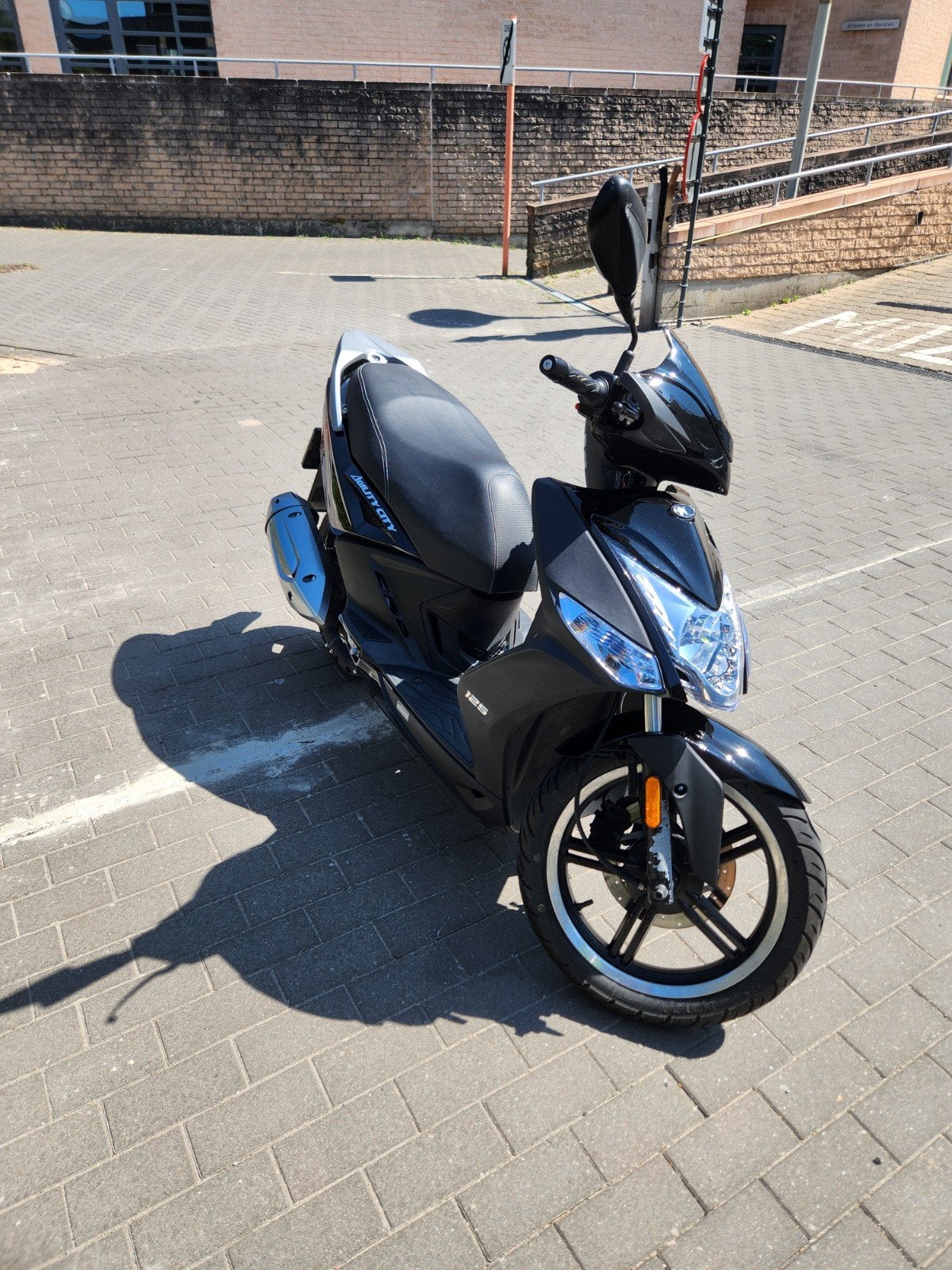 Scooter 125 cc à vendre pour cause d'émigration ! ! ! ! !, Vélos & Vélomoteurs, 125 cm³, Enlèvement, Utilisé, Agility