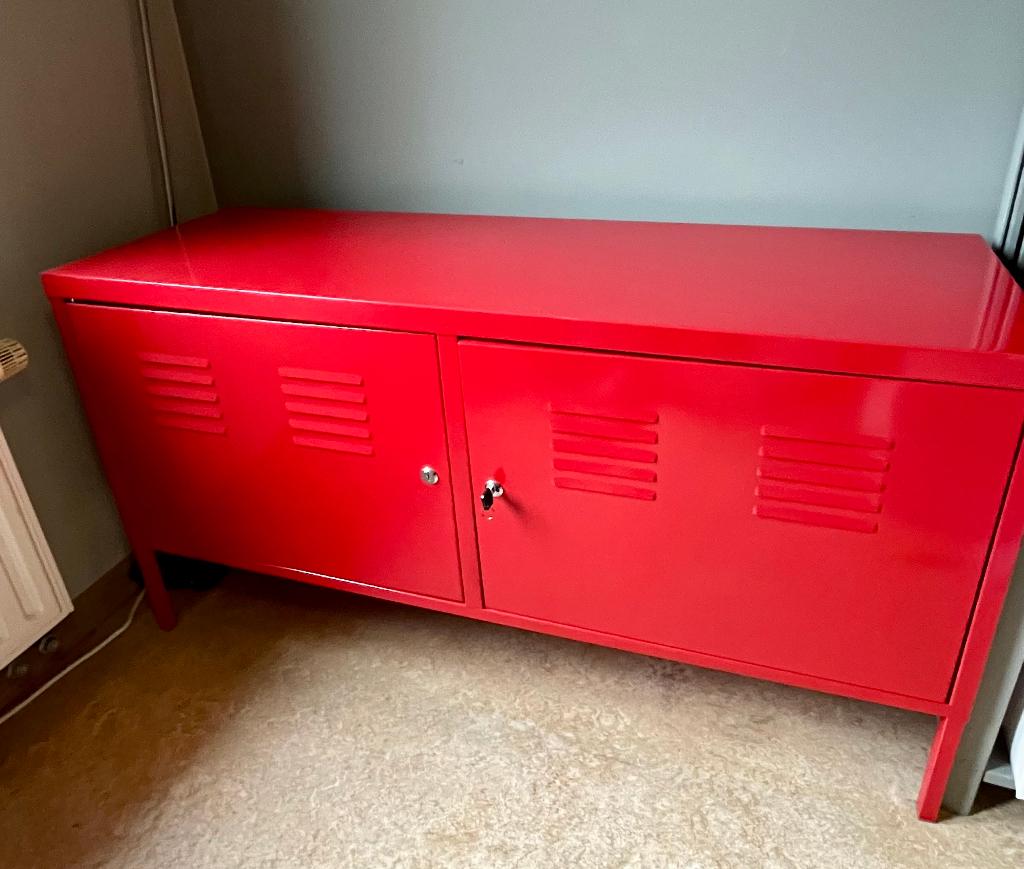 Bureautafel - ladenblok - bureaukast Rood Metaal, Ophalen, Zo goed als nieuw