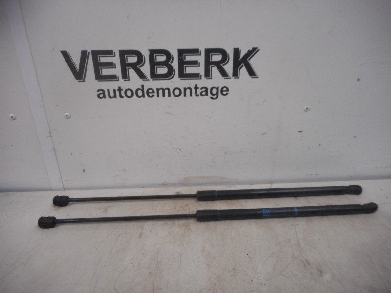 VERIN A GAZ ENSEMBLE ARRIÈRE Opel Corsa D (13182537), Opel, Opel Automobile GmbH, Utilisé, Kontakt-opel@opel.com