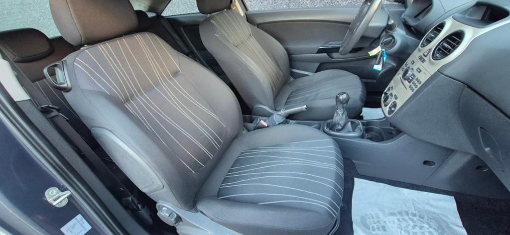 Opel Corsa 1.2i BENZINE, Auto's, Opel, Bedrijf, Corsa, Centrale vergrendeling, Te koop