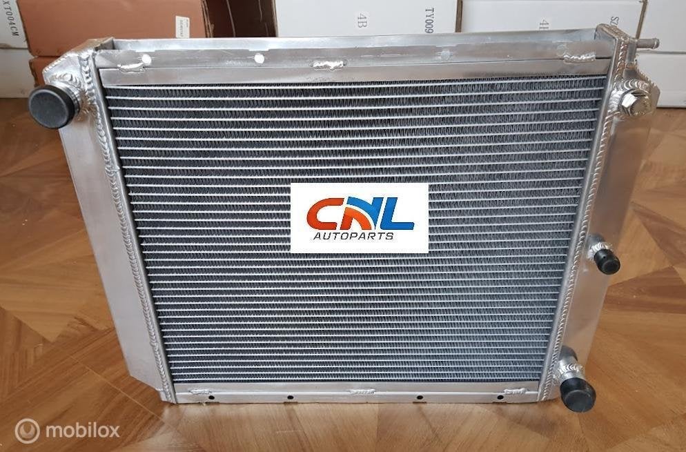 Radiateur Volvo 240/242/244/245/264/265/740/745/760/780/940/, Nieuw, Ophalen of Verzenden