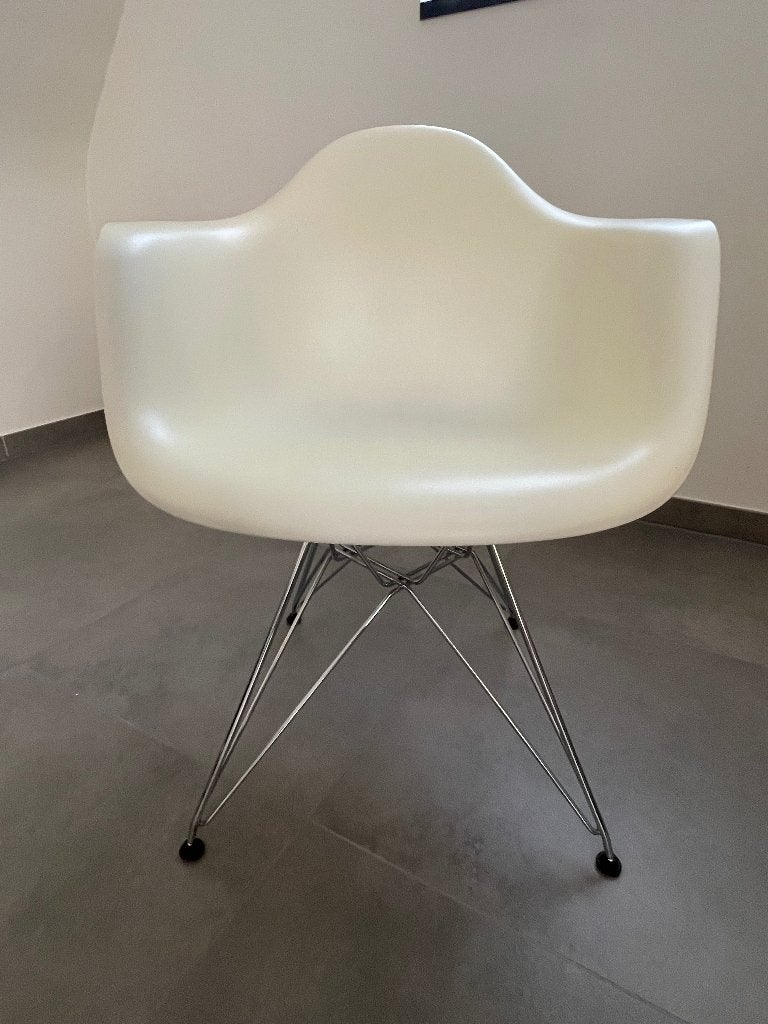 Vitra stoelen te koop, Huis en Inrichting, Ophalen, Kunststof, Gebruikt, Drie