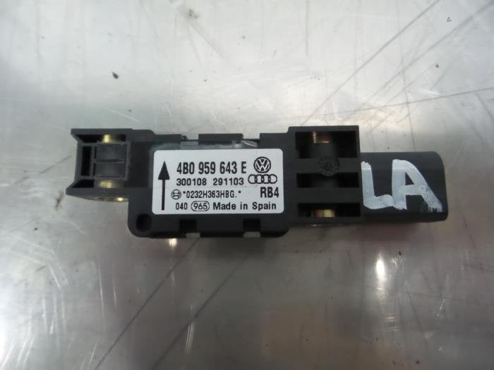 Détecteur airbag d'un Audi A3 (A3 03-), Autos : Pièces & Accessoires, -, 3 mois de garantie, Audi, Utilisé