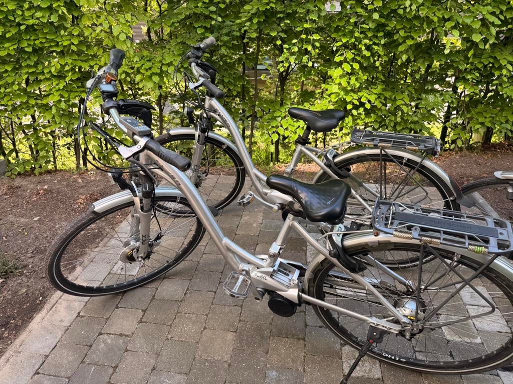 2 elektrische fietsen met lage instap, Fietsen en Brommers, Elektrische fietsen, Ophalen, Gebruikt