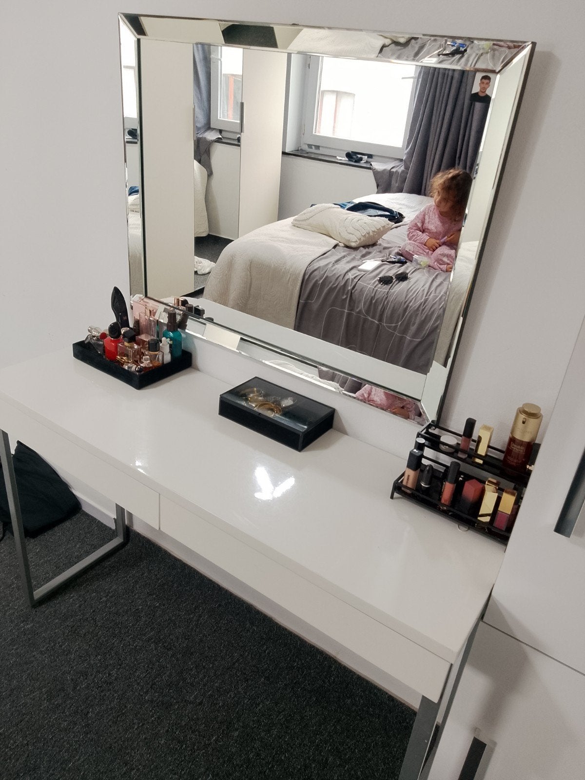 make-up tafel, Ophalen