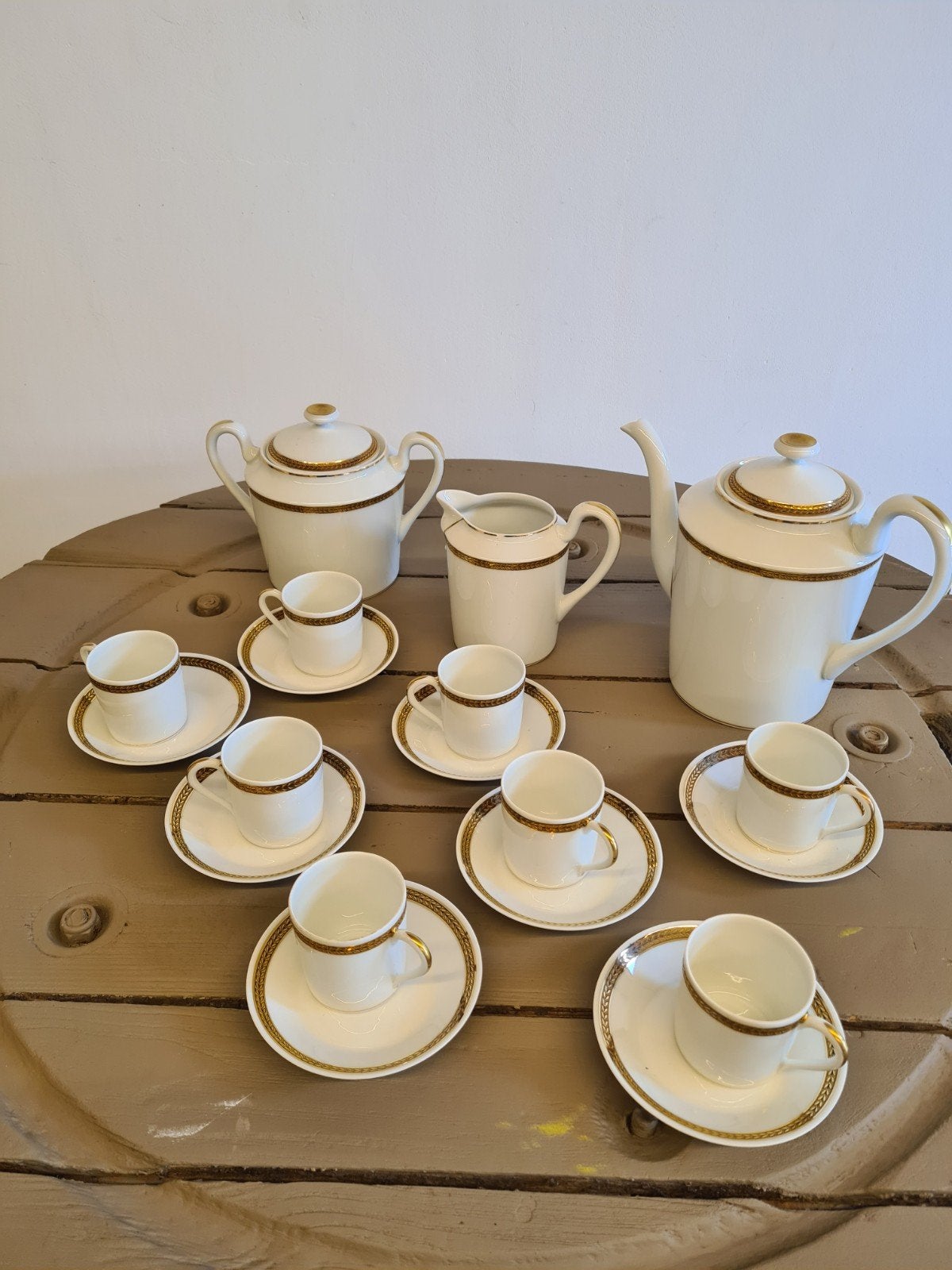 service a café  véritable de Limoges, Enlèvement