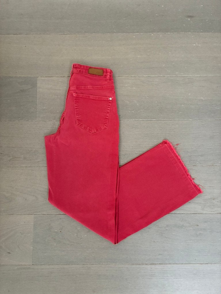 Rode Jeans broek van CKS (Maat 27), Kleding | Dames, Ophalen of Verzenden, Zo goed als nieuw, Maat 36 (S), Rood