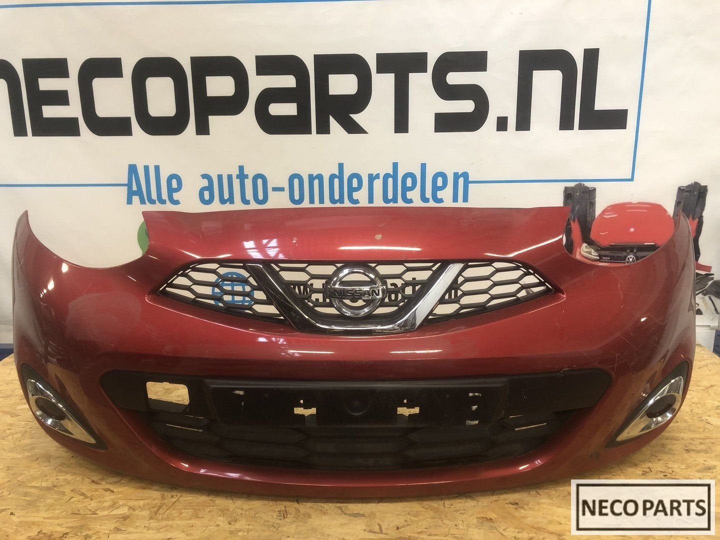 NISSAN MICRA K13 VOORBUMPER GRILL 2013-2017 620223HN0A, -, Utilisé, -, Avant