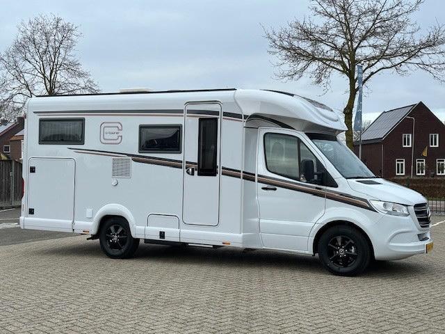 Carthago toonzaalmodel nieuw! Goedkoopste van europa!, Caravans en Kamperen, Automaat, Dakluik, Douche, Bedrijf