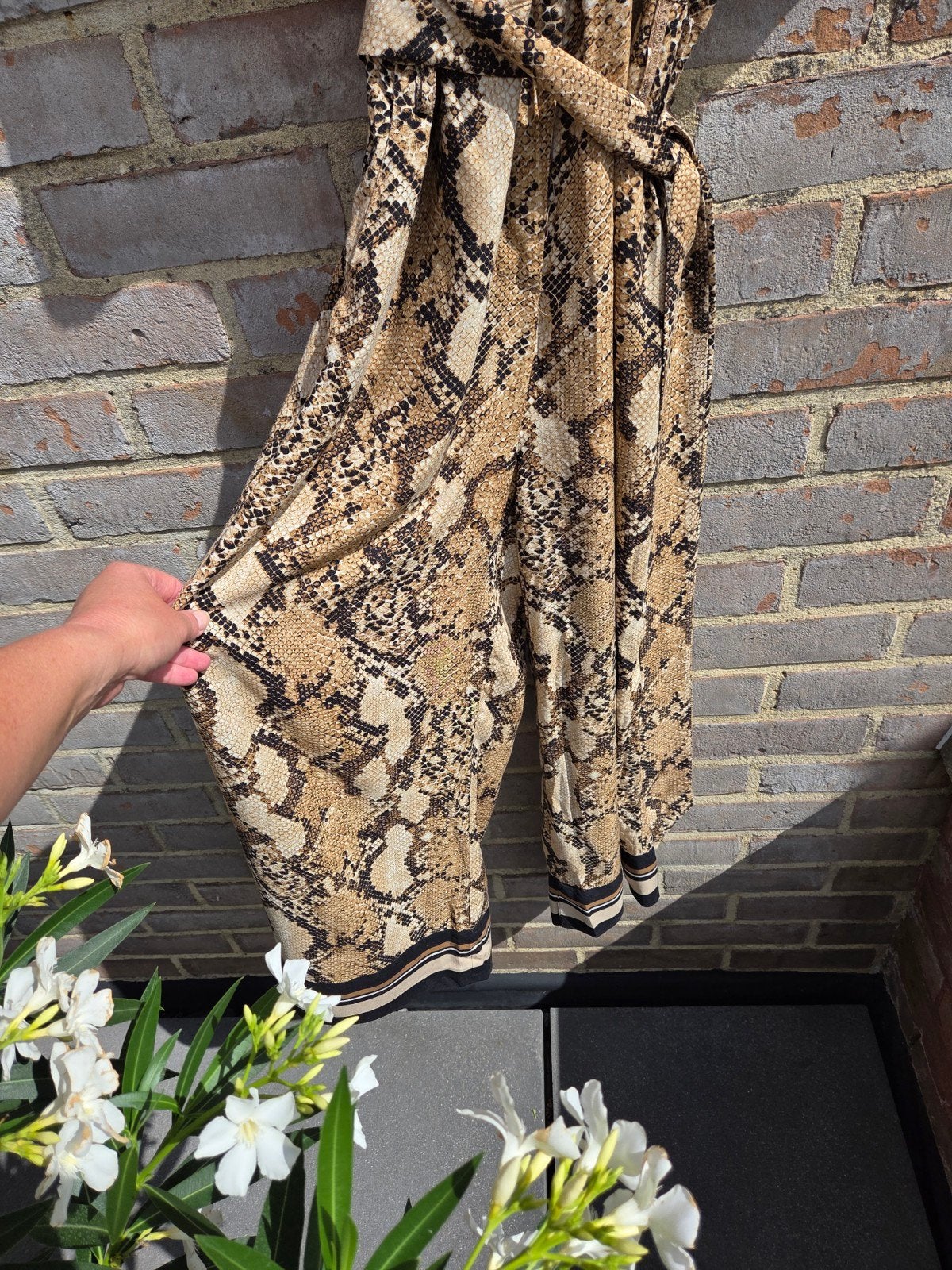 jumpsuit H&M maat 40 slangenprint, Maat 38/40 (M), H&M, Zwart, Nieuw