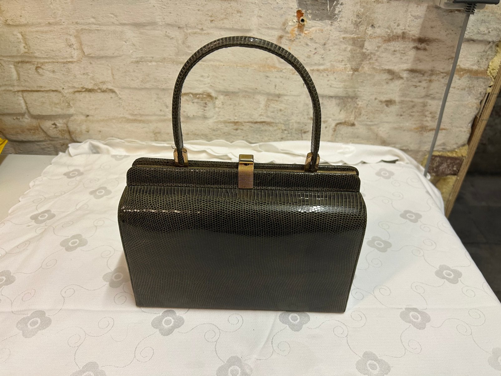 Sac à main vintage années 1950–1960 + porte-monnaie assorti, Enlèvement, Comme neuf, Noir