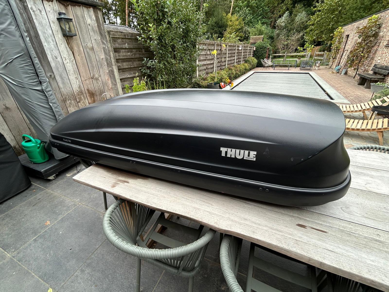 Thule pacific 780 / 420L, Auto diversen, Ophalen, Zo goed als nieuw
