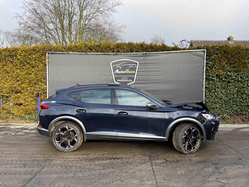 PORTE AVANT DROITE Cupra Formentor (|5FF831052|5FF831052A|), Utilisé, Droite, Seat, Porte