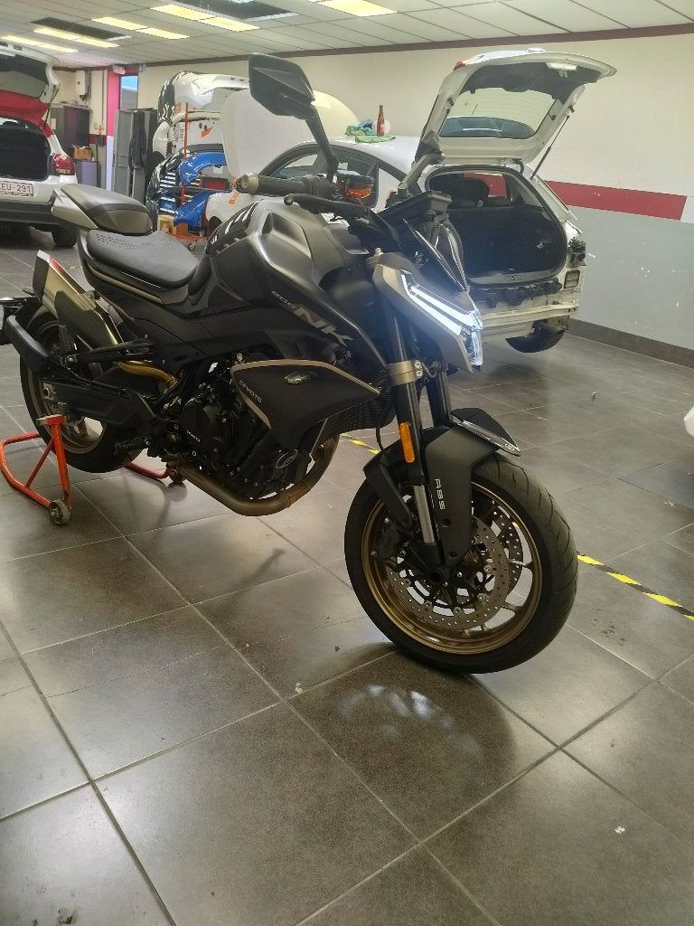 Cfmoto 800nk, Motos, Motoren | CFMOTO, Permis Moto A, Éclairage LED, Plus de 35 kW, 800 cm³