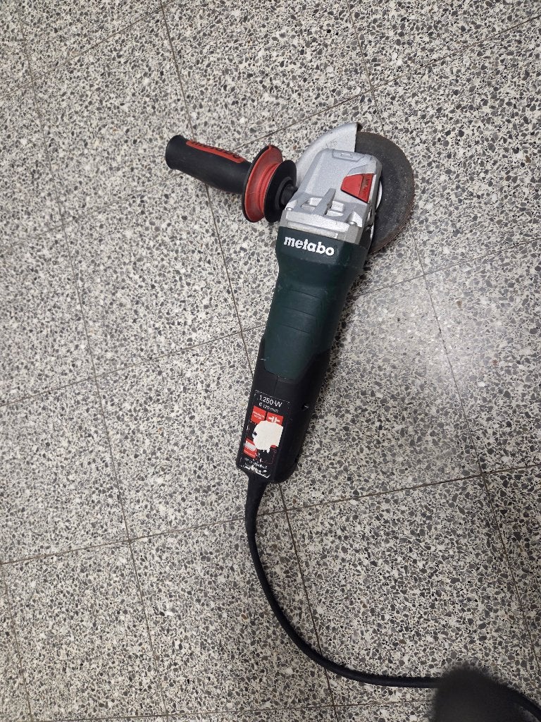Rectifieuse Matabo, Bricolage & Construction, Outillage | Meuleuses, Comme neuf, Meuleuse d'angle, 1000 watts ou plus, Enlèvement ou Envoi