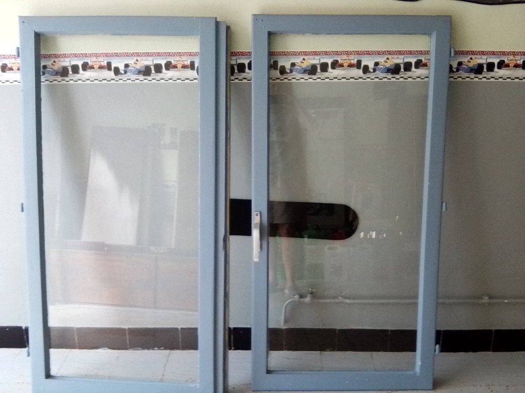 Fenêtres, 120 à 160 cm, Fenêtre de façade ou Vitre, Enlèvement, Utilisé