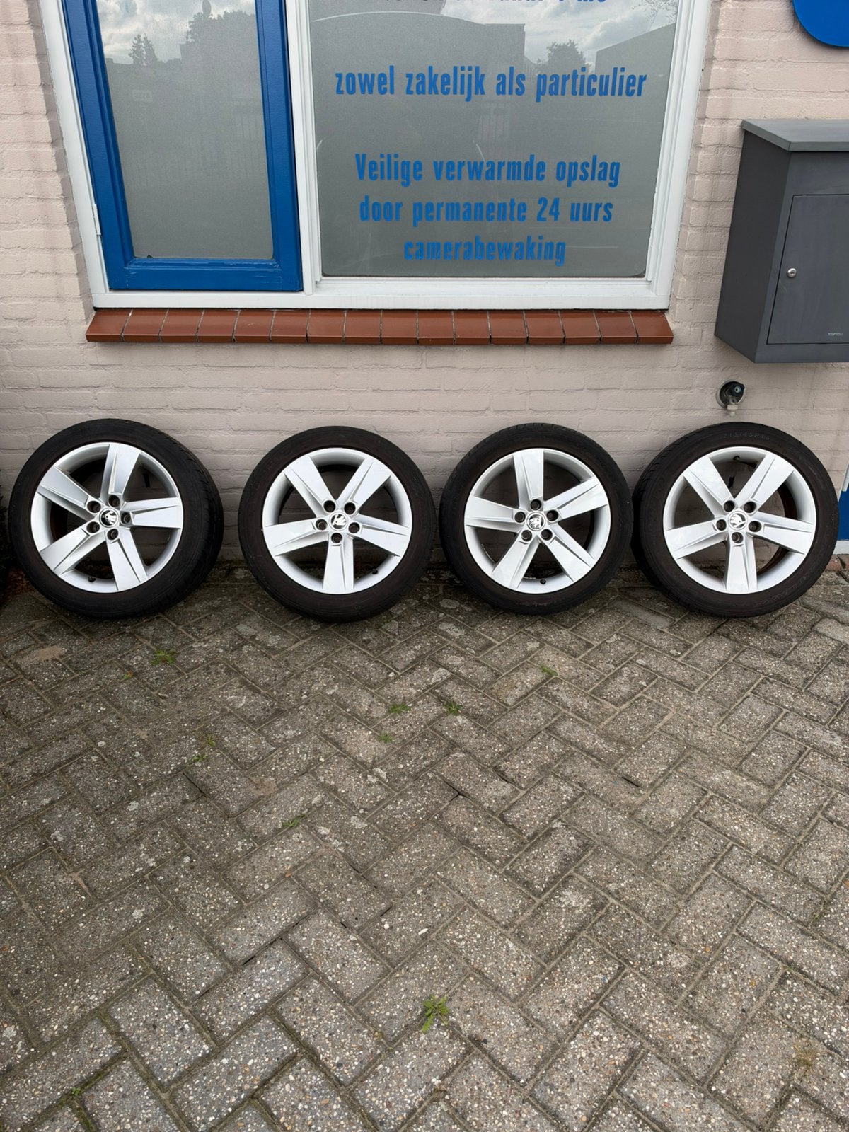 Orginal velgen voor skoda Vag (rapid,golf,ibiza) r16 215/45, Enlèvement ou Envoi, 16 pouces, Pneus été, Pneu(s)