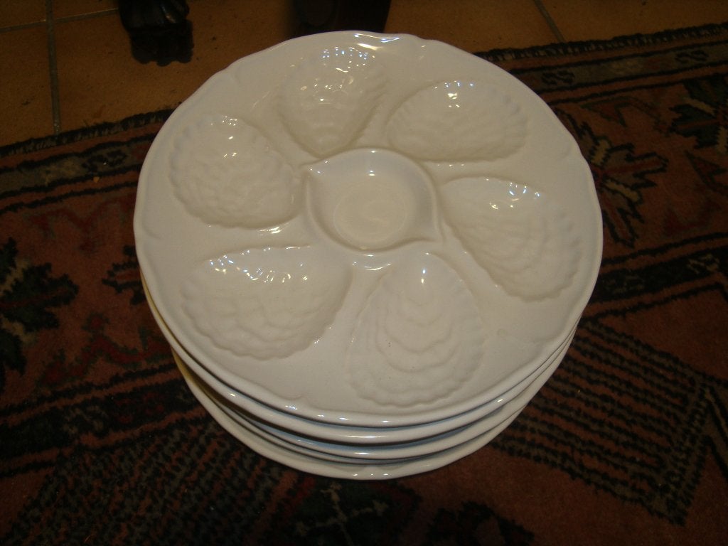 6 assiettes à huîtres en porcelaine., Enlèvement