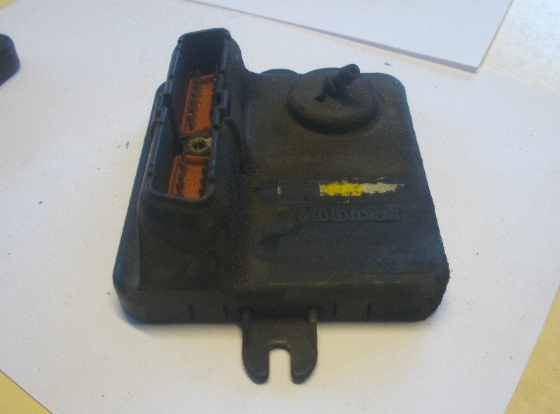 ONTSTEKINGSMODULE Escort 5 (AAL / ABL) (89ab-12a297-ba), Gebruikt, Henry-Ford-Straße  1
50735  Köln, DE, Ford-Werke GmbH, Kunden@ford.com
