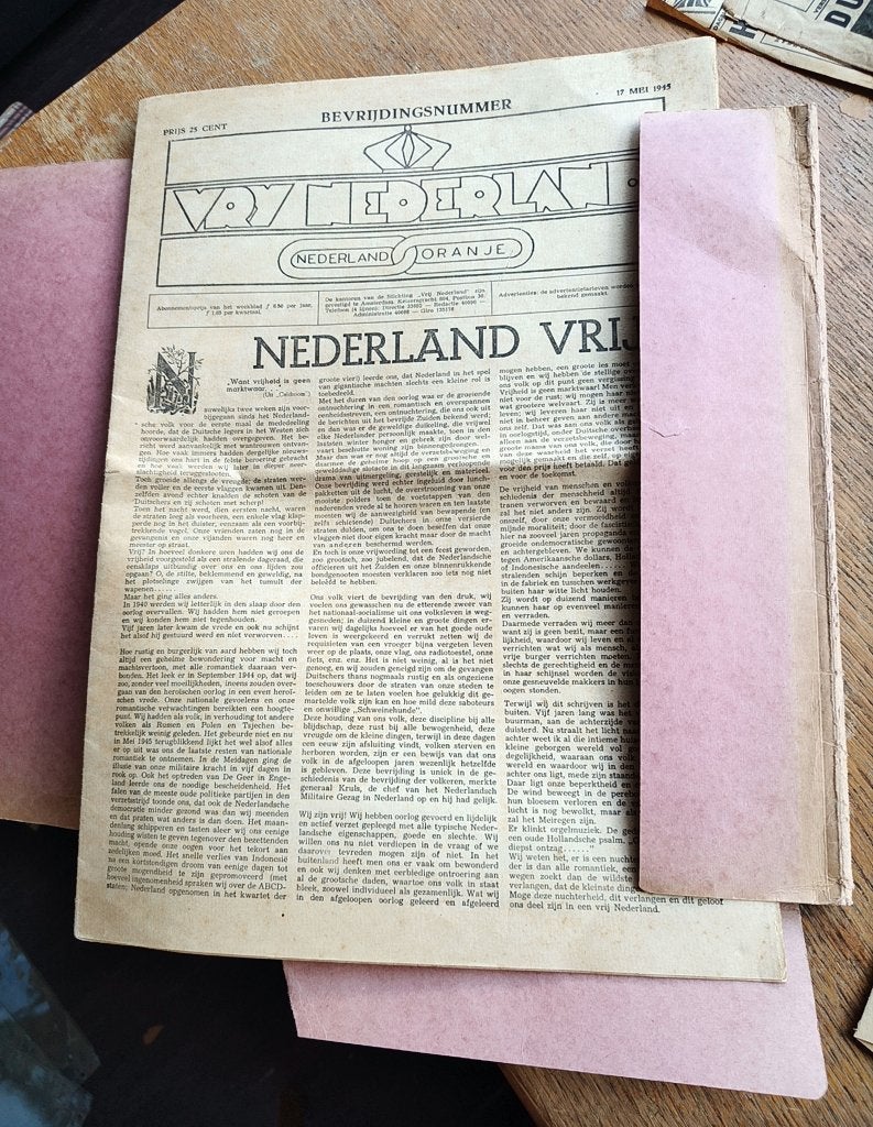 Map soorten illigale krantjes o.a De Vliegende Hollander, Ophalen of Verzenden