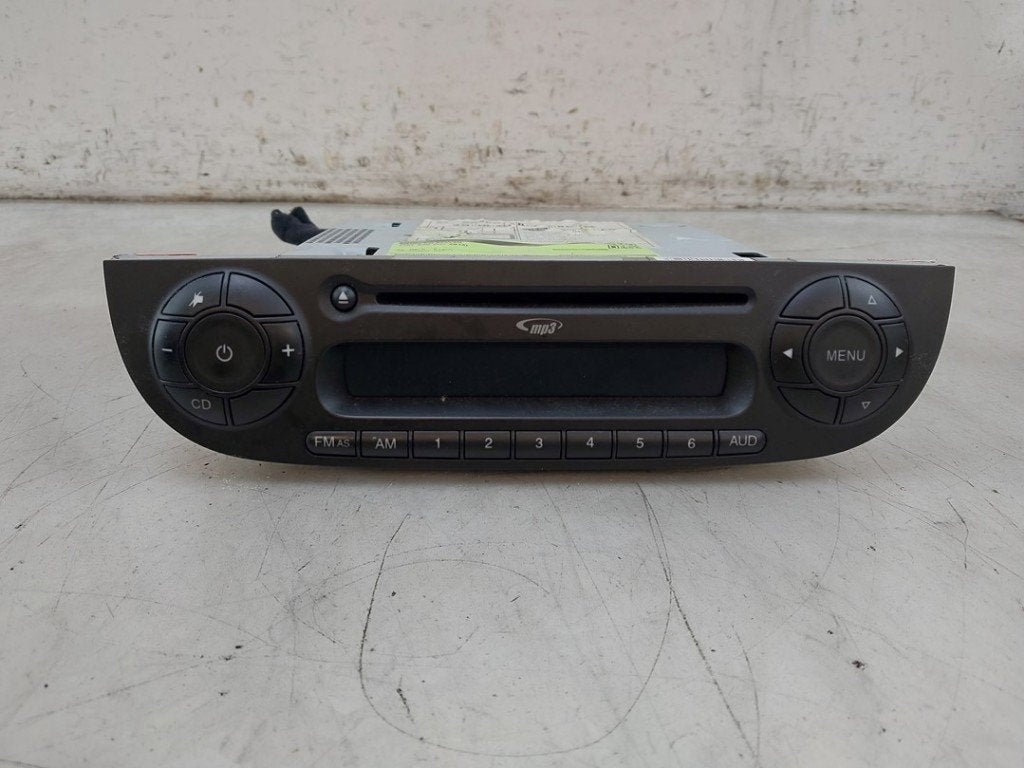 RADIO Fiat 500 (312) (01-2007/12-2012), Robert Bosch AG, Gebruikt, Fiat, Robert-Bosch-Allee 1
74232  Abstatt, DE
