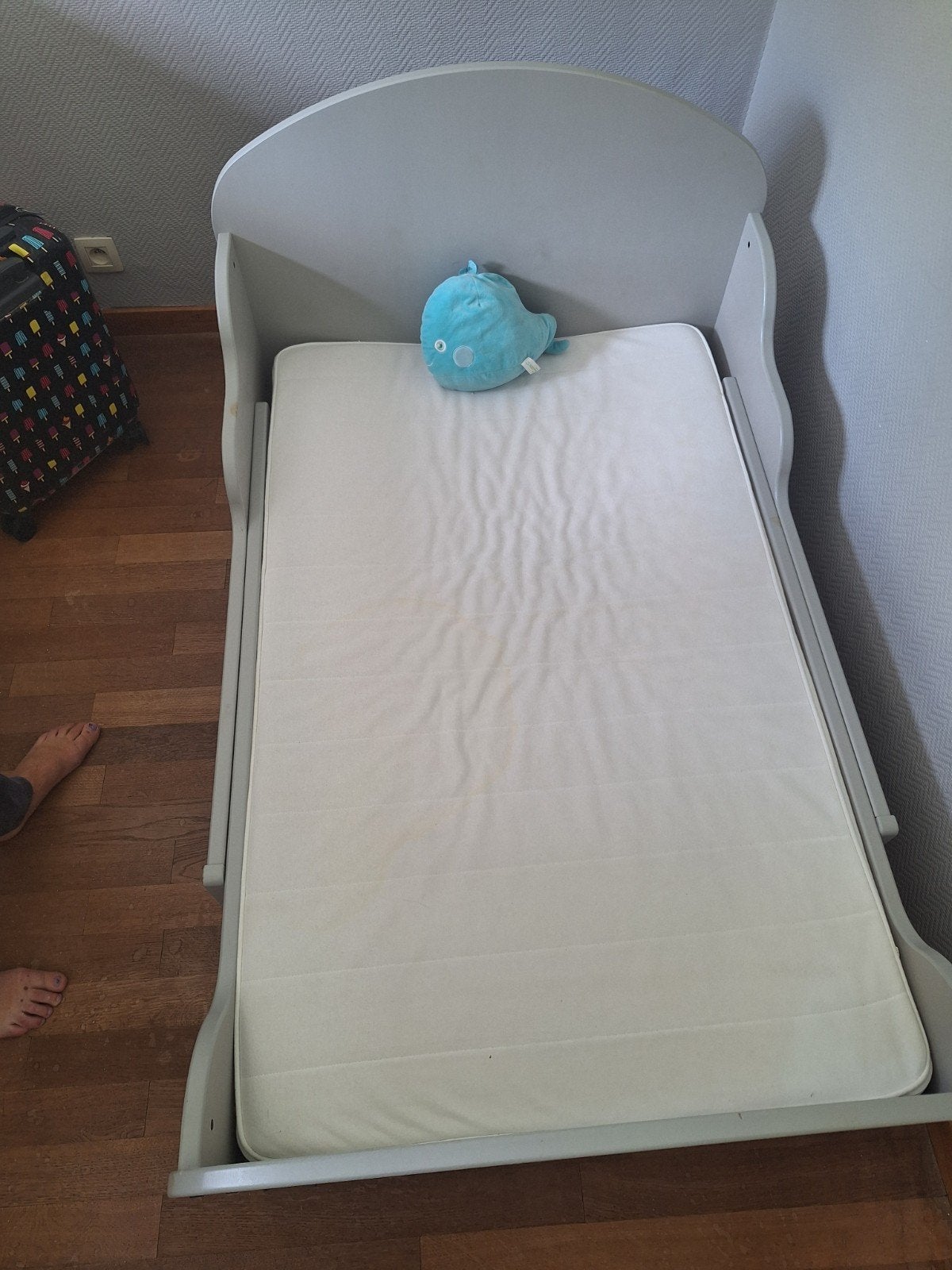 Ikea meegroeibed. Je kan het bed langer/ korter maken., Huis en Inrichting, Ophalen