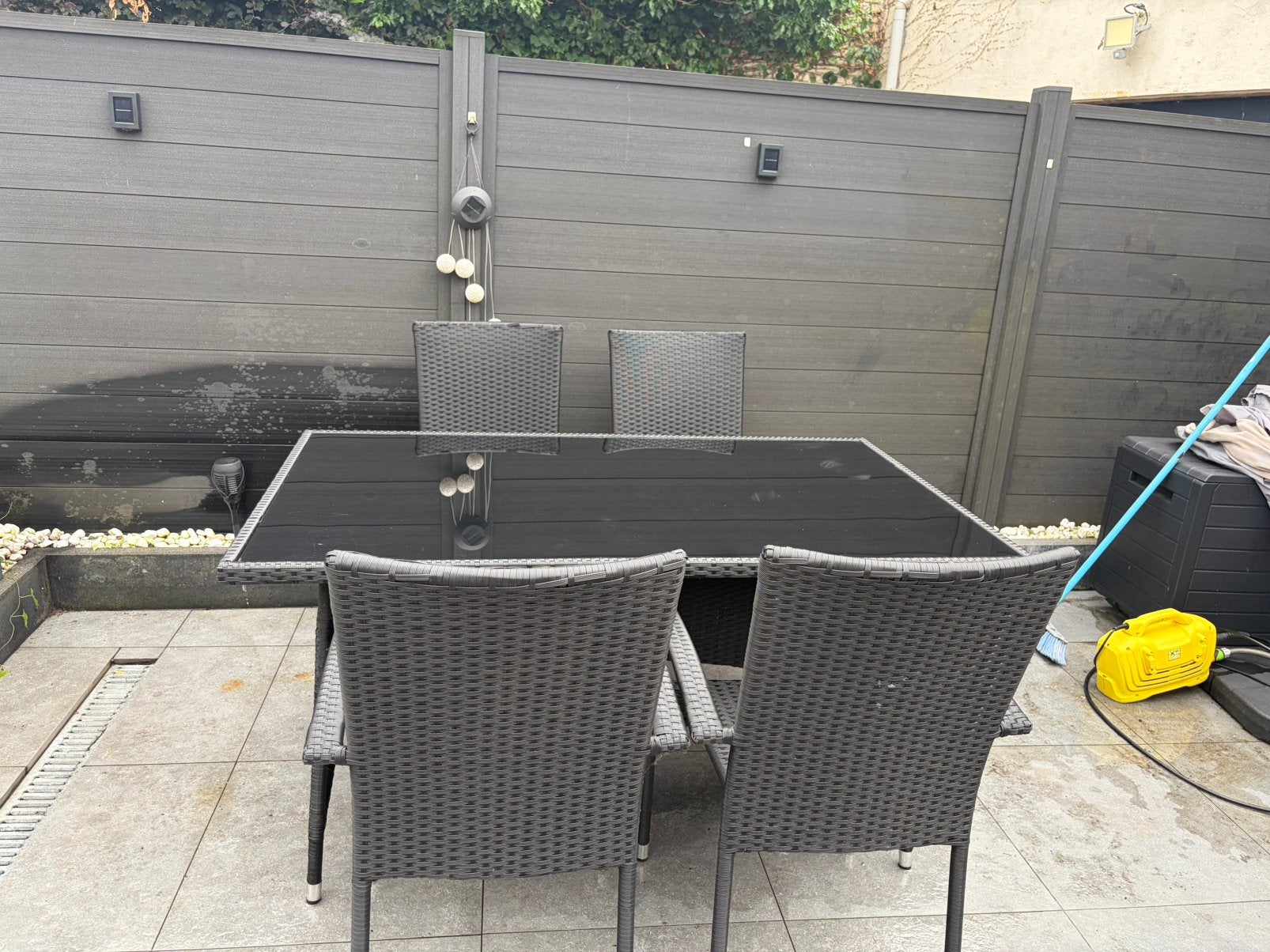 Tuin tafel met stoelen, Tuin en Terras, Ophalen, 4 zitplaatsen, Gebruikt, Eettafel