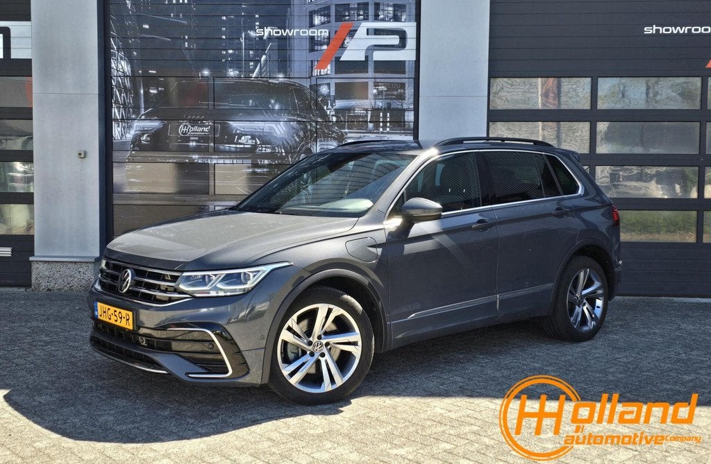 Volkswagen Tiguan 1.4 TSI eHybrid R-Line Business+|ACC|TREKH, Auto's, 245 pk, Euro 6, 4 cilinders, 5 zetels