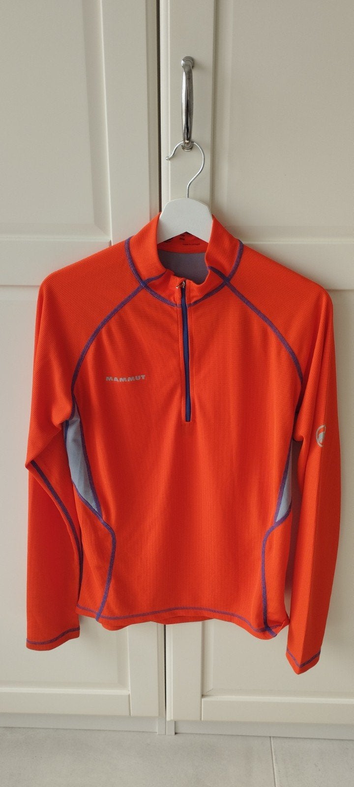 pull d extérieur Mammut, Enlèvement
