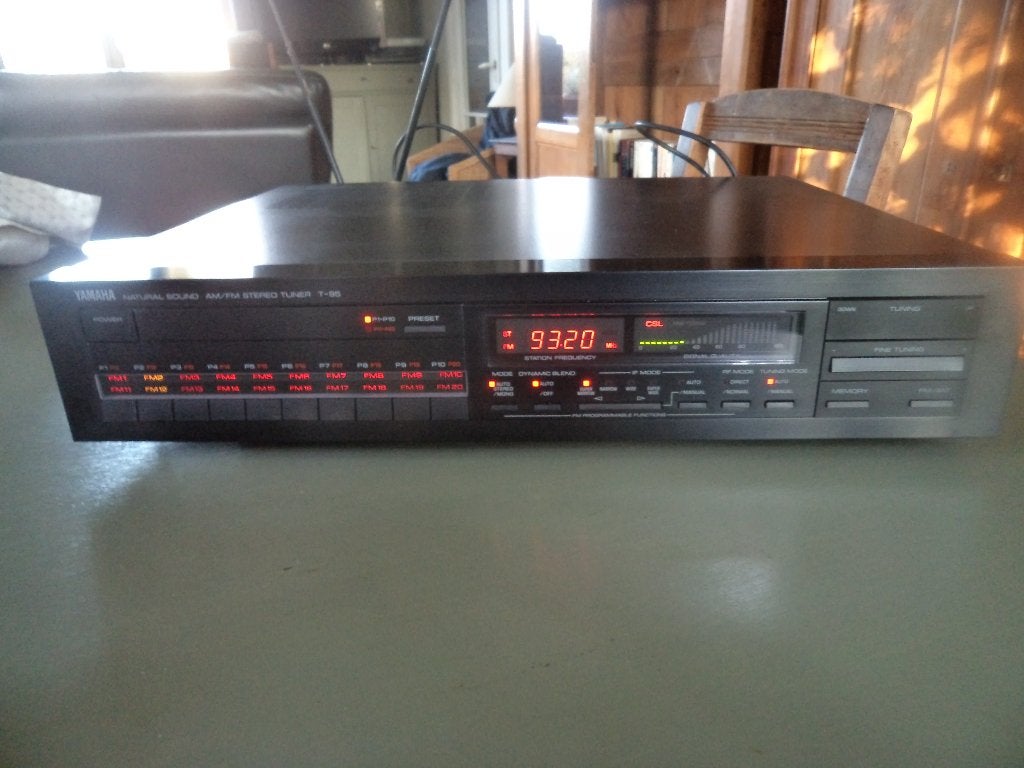 Tuner Yamaha T-85 tb état, avec notice, TV, Hi-fi & Vidéo, Enlèvement, Utilisé