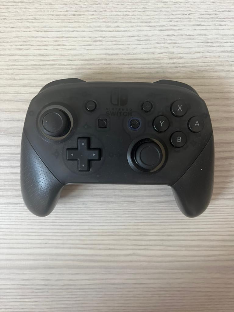 Officiële Pro Controller Nintendo Switch (Wireless), Games en Spelcomputers, Spelcomputers | Nintendo Consoles | Accessoires, Ophalen