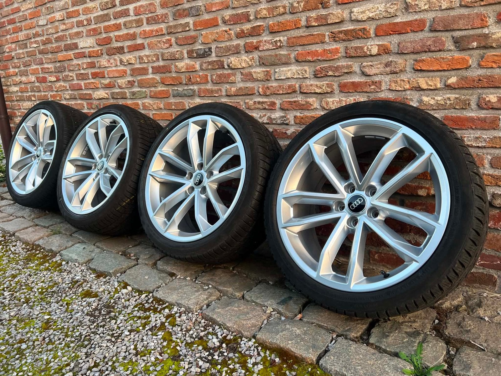 KIT HIVER AUDI A5 S-LINE 255/35/R19 CONTINENTAL, Pneus et Jantes, Pneus hiver, 255 mm, Véhicule de tourisme
